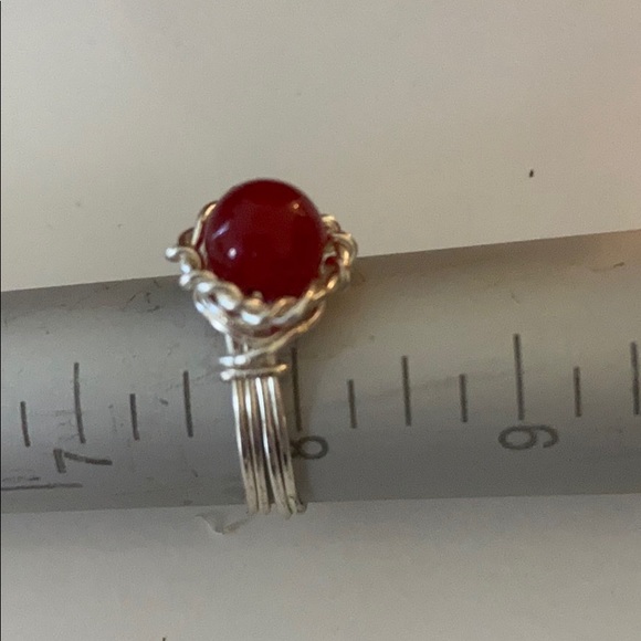 Red Jade silver plated wire wrapped ring. - Picture 5 of 6